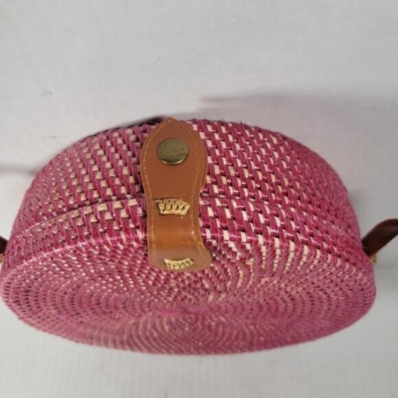 Boho Round Beach Summer Cottage Coastal Boho Hippie Straw Woven Crossbody Bag - Picture 3 of 8